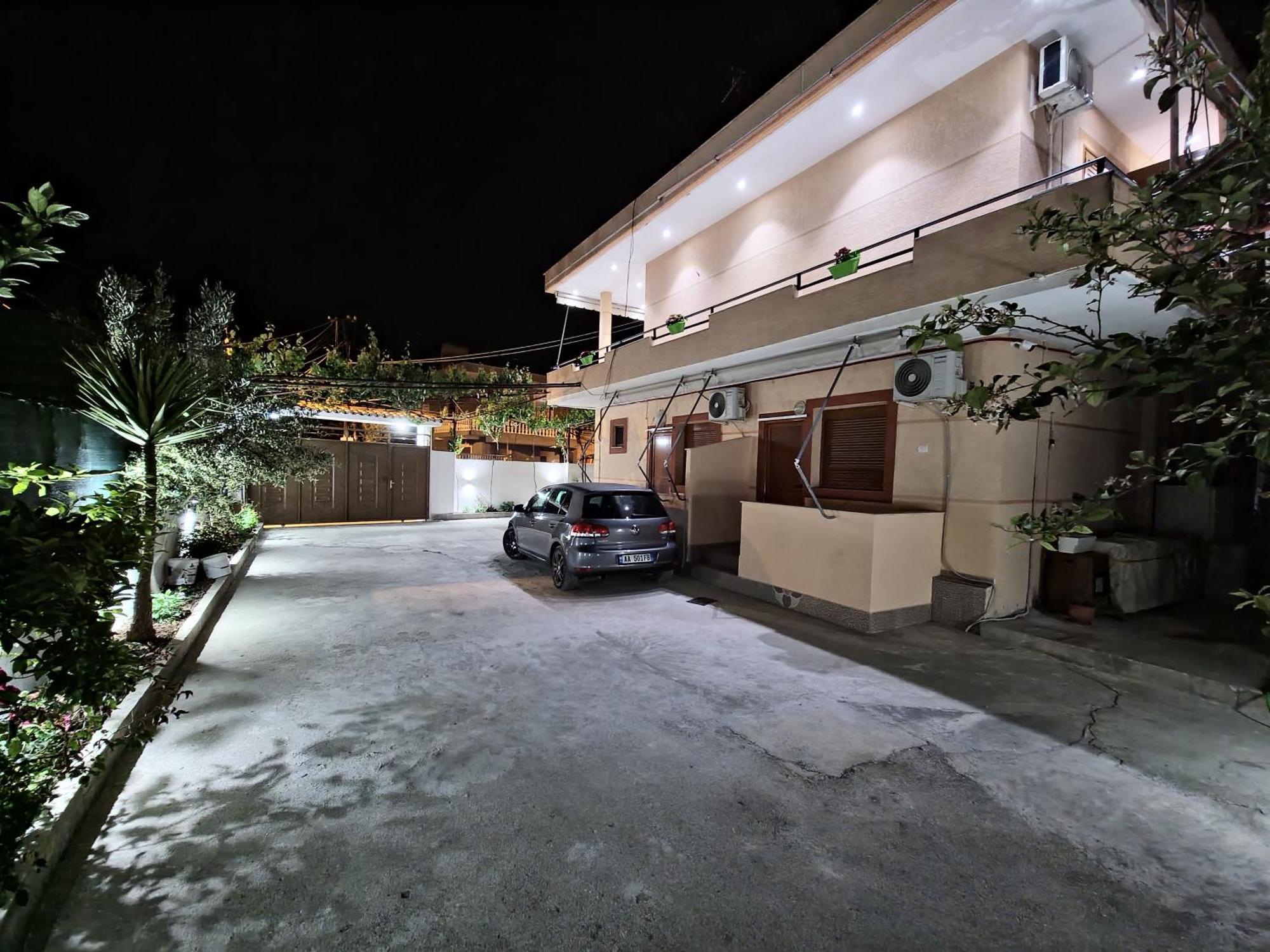 Vila Feliz - Premium Rooms With Free Private Parking Avlonya Dış mekan fotoğraf