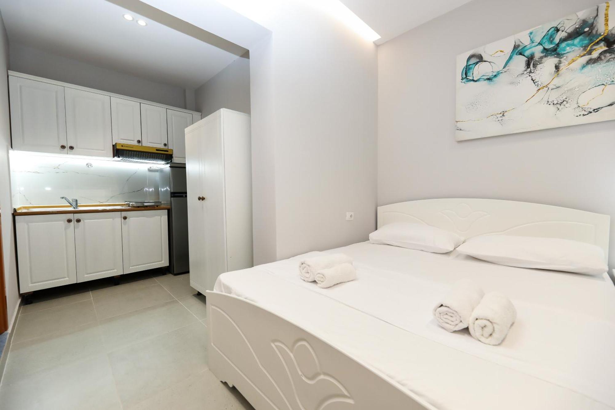 Vila Feliz - Premium Rooms With Free Private Parking Avlonya Dış mekan fotoğraf