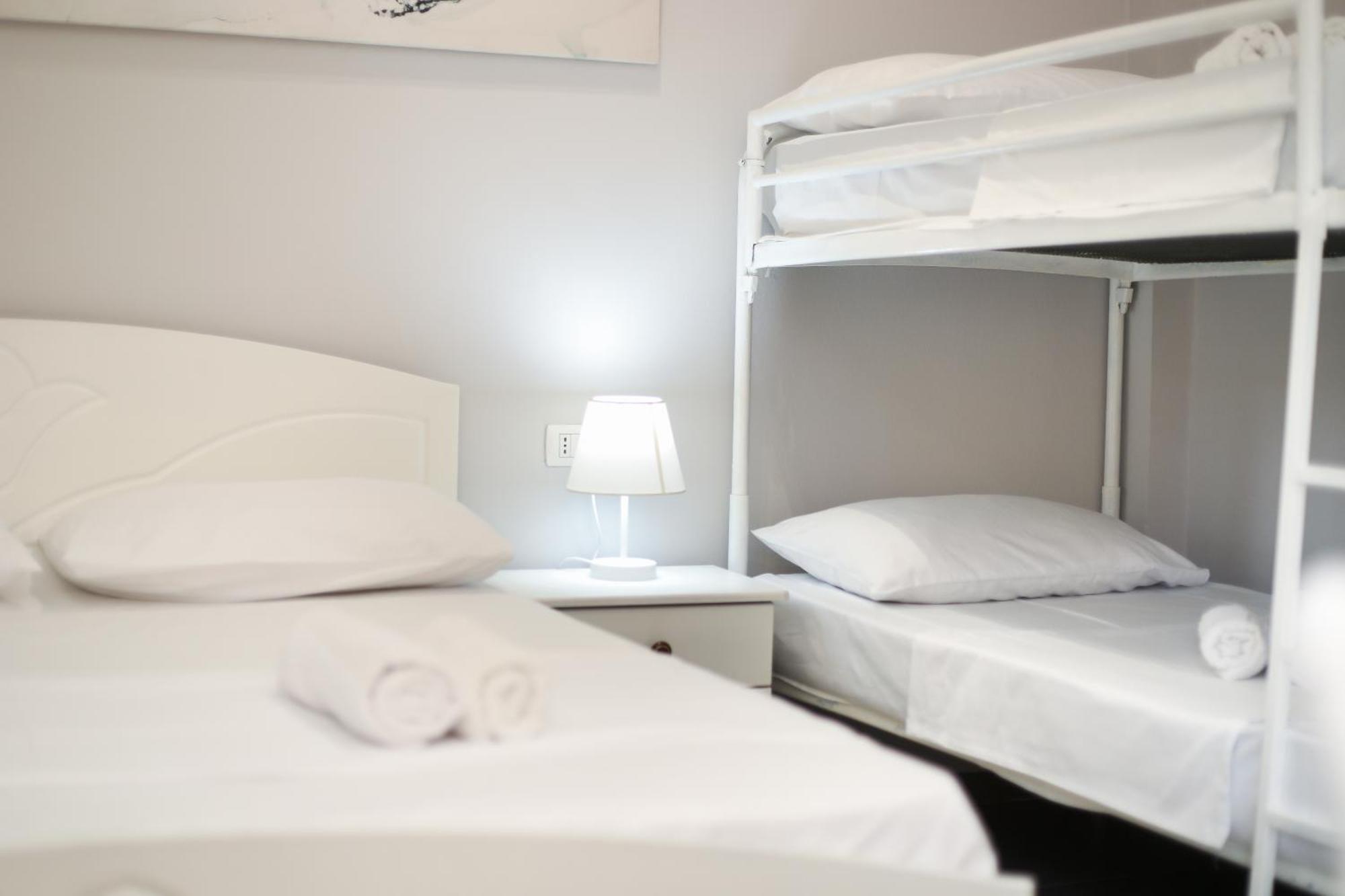 Vila Feliz - Premium Rooms With Free Private Parking Avlonya Dış mekan fotoğraf