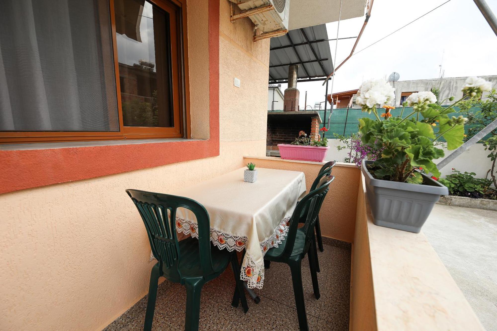 Vila Feliz - Premium Rooms With Free Private Parking Avlonya Dış mekan fotoğraf