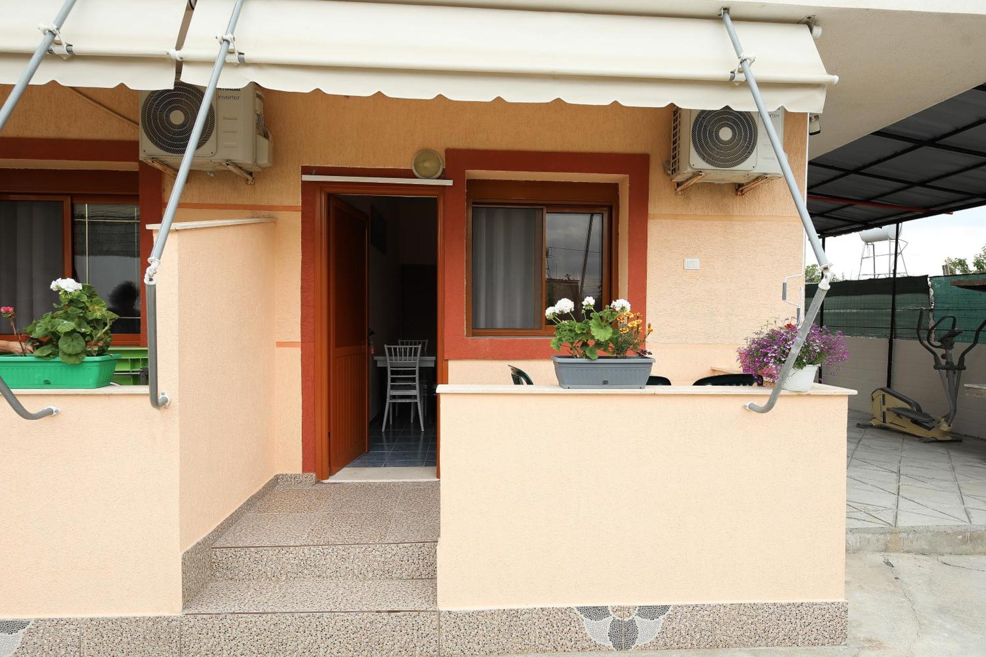 Vila Feliz - Premium Rooms With Free Private Parking Avlonya Dış mekan fotoğraf