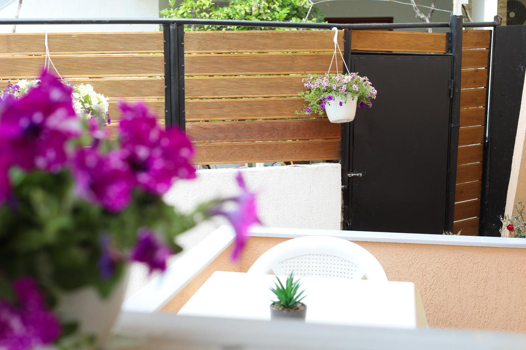 Vila Feliz - Premium Rooms With Free Private Parking Avlonya Dış mekan fotoğraf