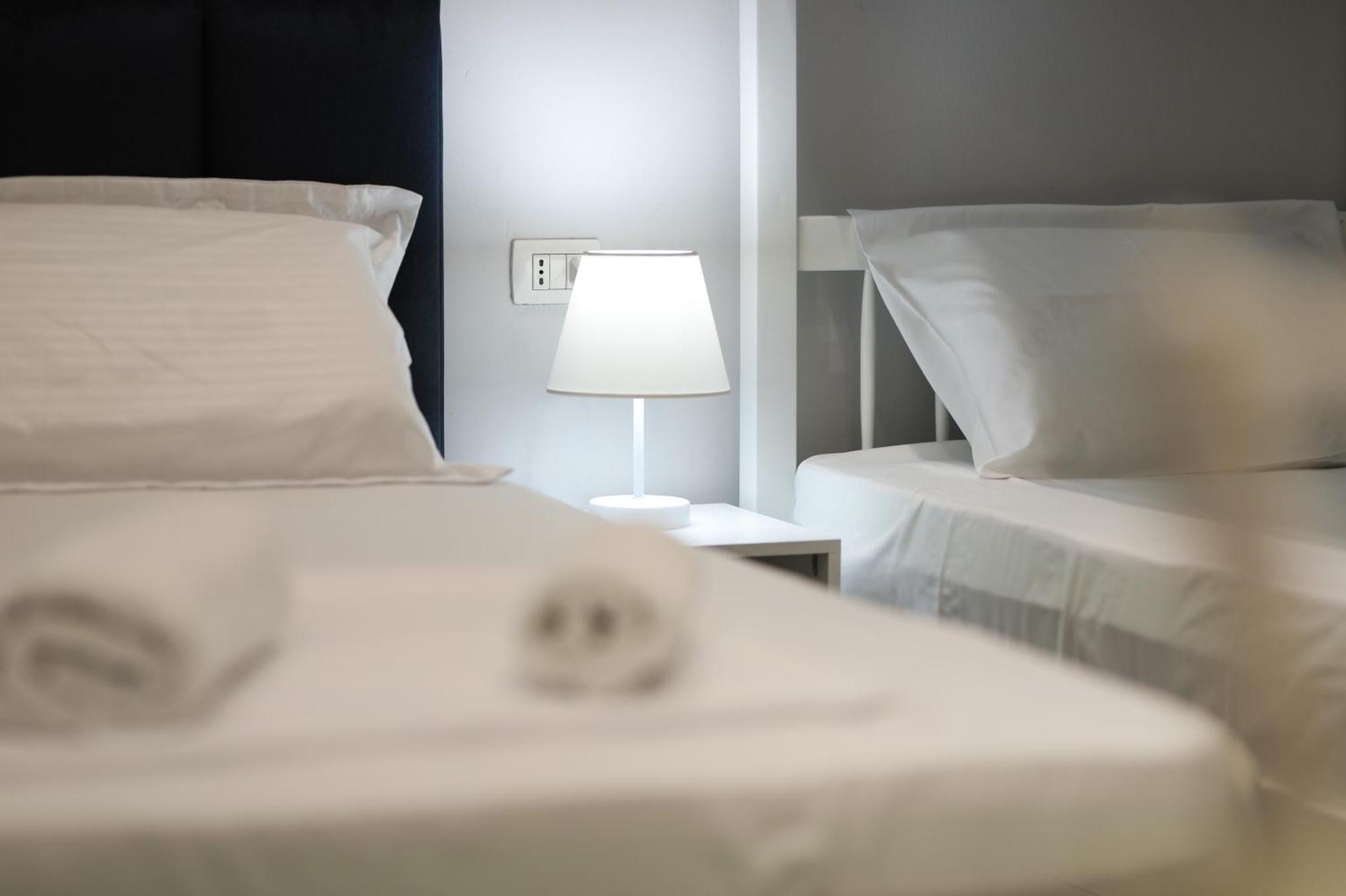 Vila Feliz - Premium Rooms With Free Private Parking Avlonya Dış mekan fotoğraf