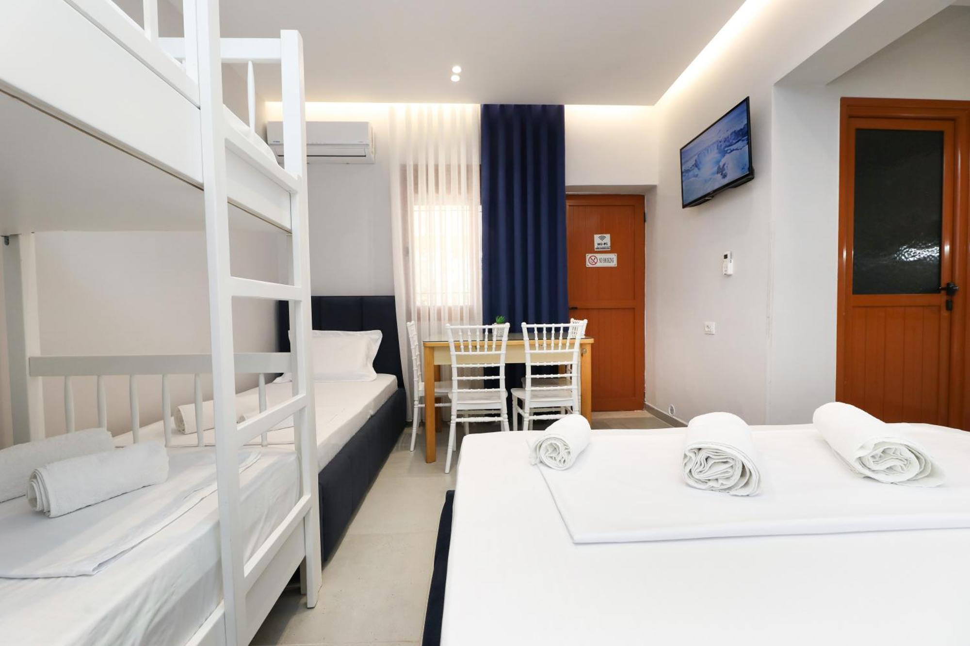 Vila Feliz - Premium Rooms With Free Private Parking Avlonya Dış mekan fotoğraf