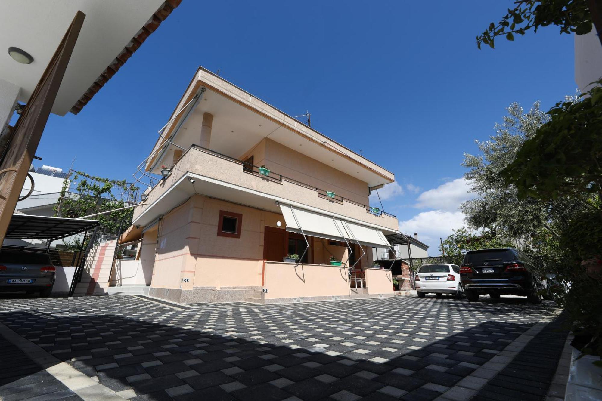 Vila Feliz - Premium Rooms With Free Private Parking Avlonya Dış mekan fotoğraf